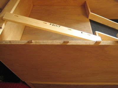 Removable rail on top level.jpg